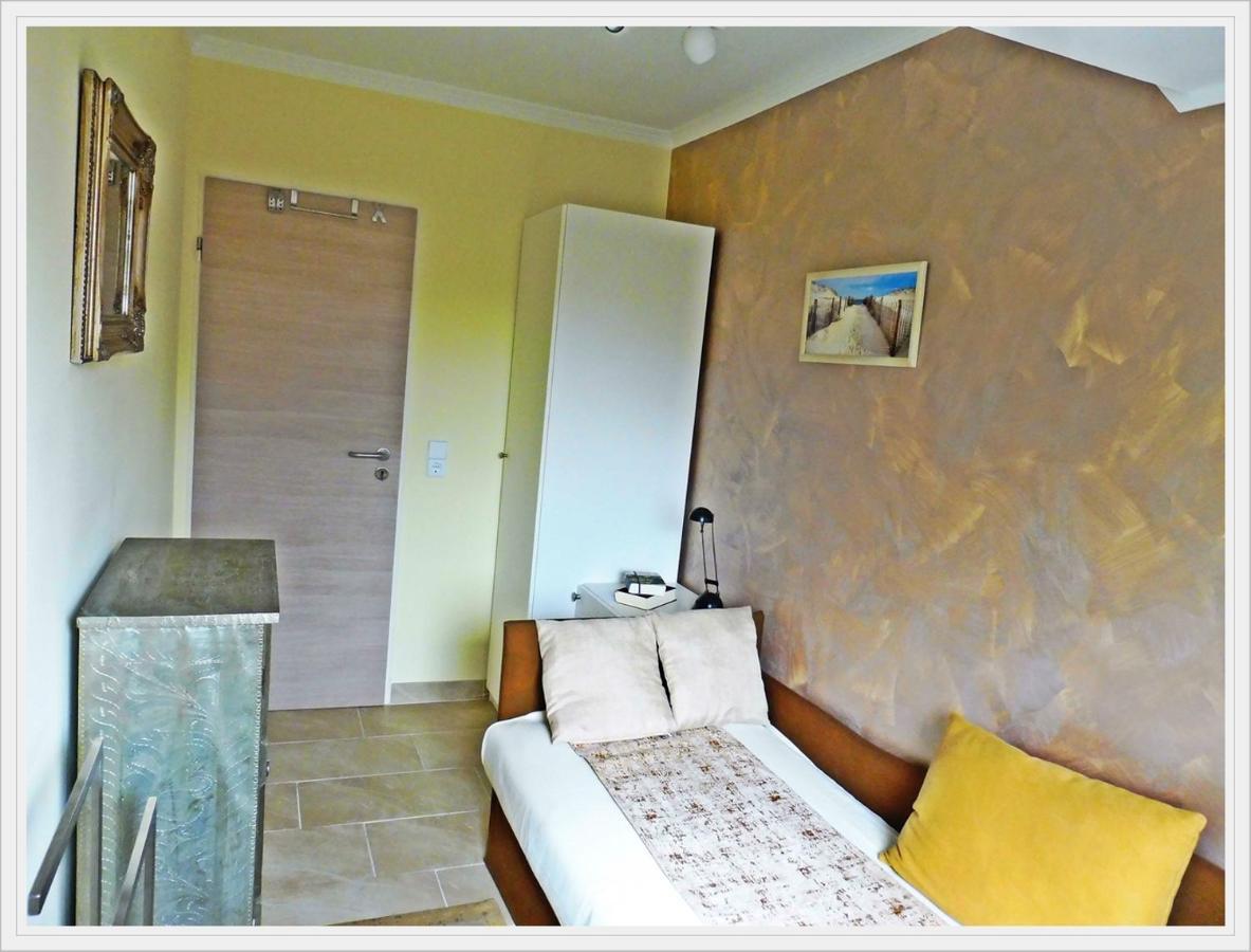 3-Zimmer-Ferienwohnung Deichwiese Westerland 1-3 Personen Exterior photo